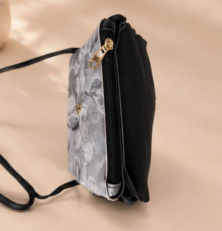 Women's Floral Print Sling Bag – Stylish Crossbody Handbag for Women - Image 3